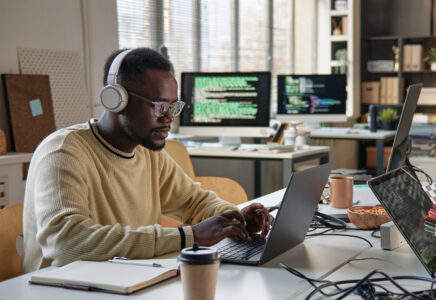 7 Questions to Help You Find the Right Embedded Payments Provider